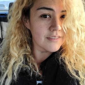 Meet your Posher, Vanessa